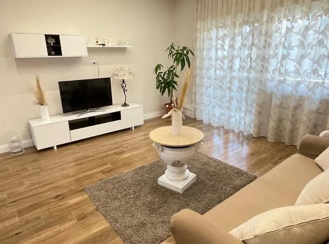 Cenere E Lapilli House